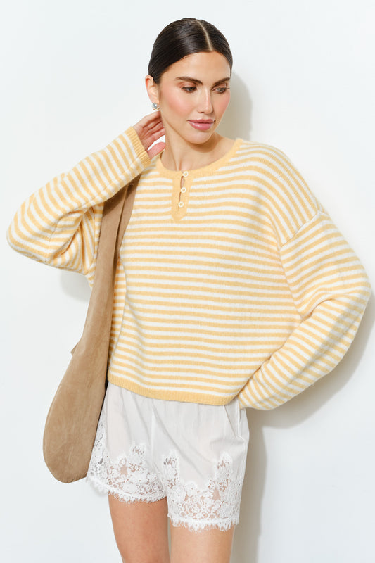 The Cosmo Lace Short