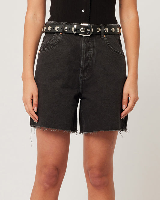 90s Relaxed Short Charcoal