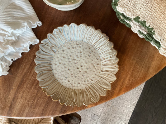 The Sunflower Plate