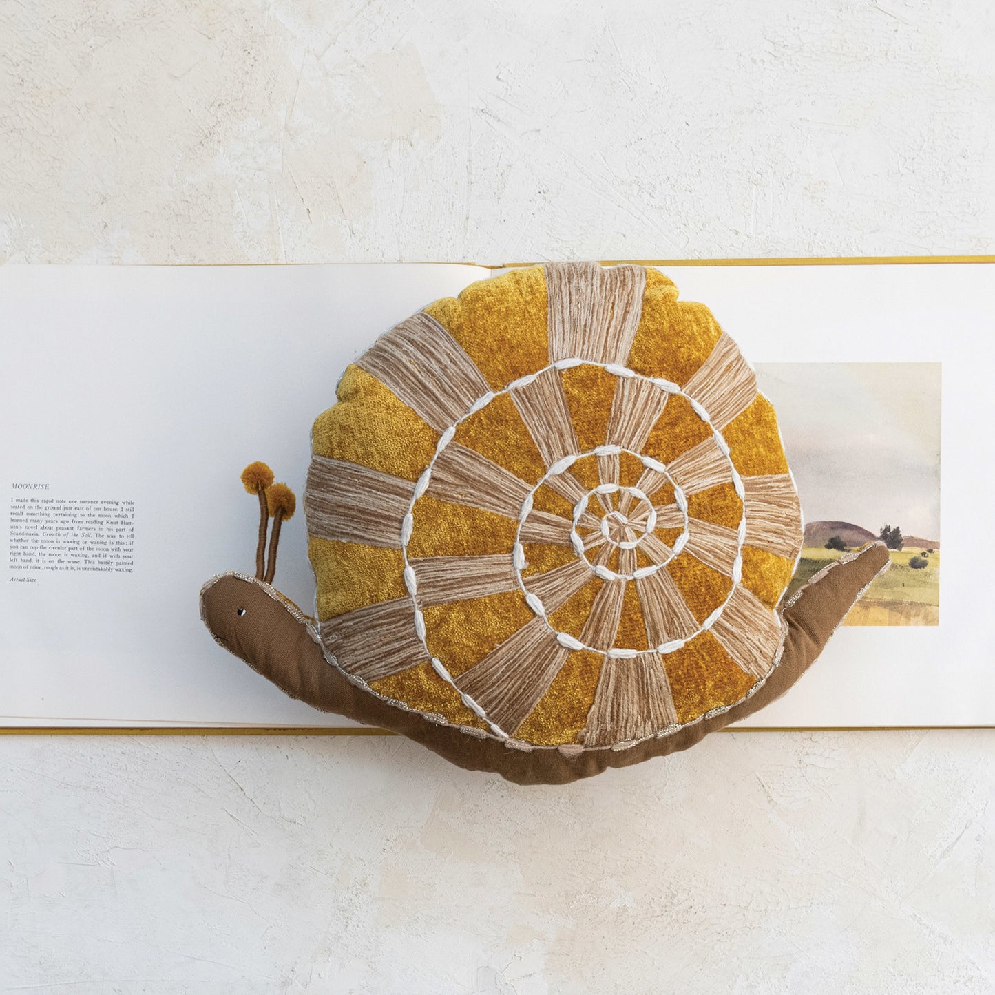 The Snail Pillow