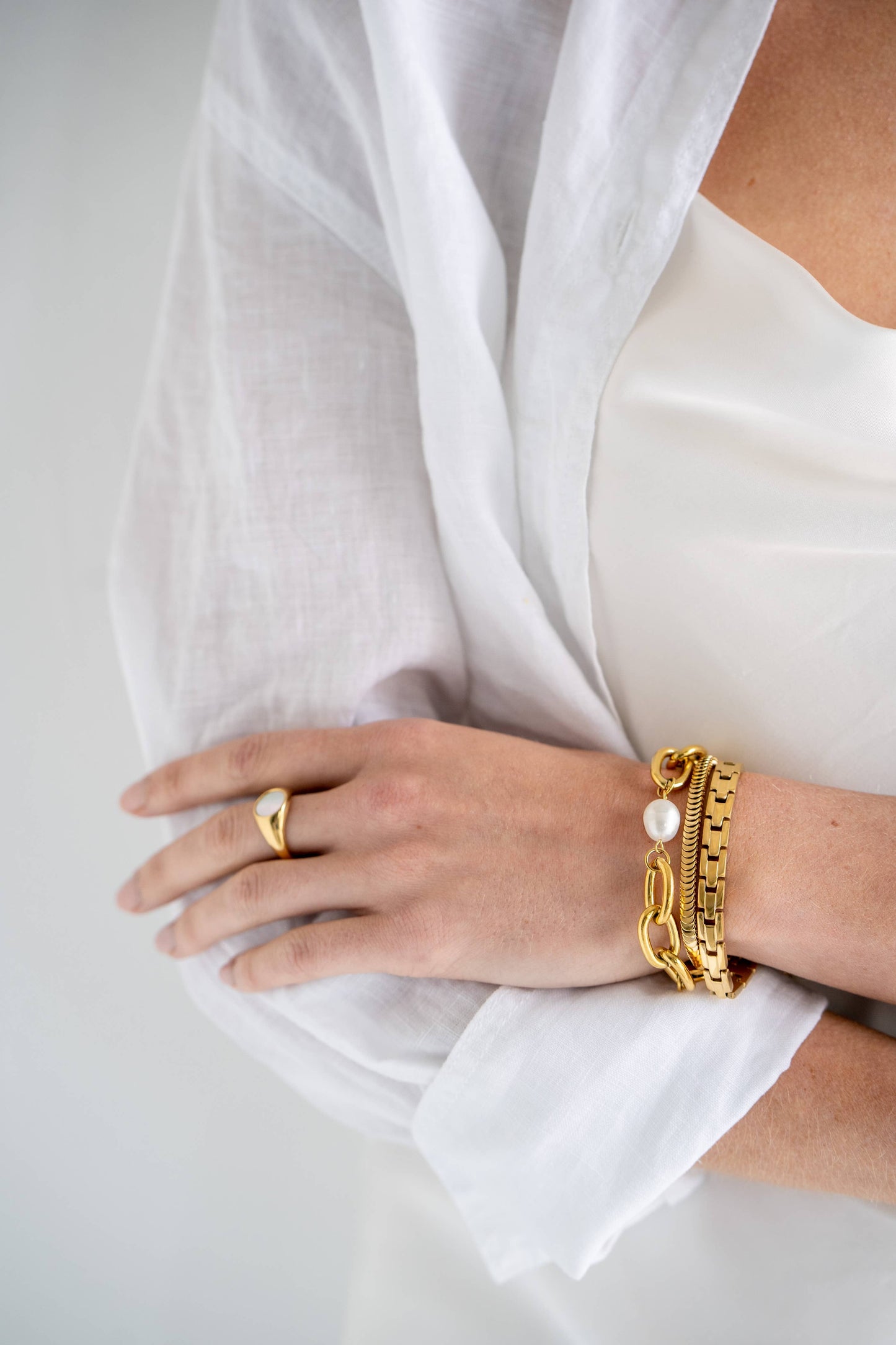 Chunky Chain Bracelet With Pearls