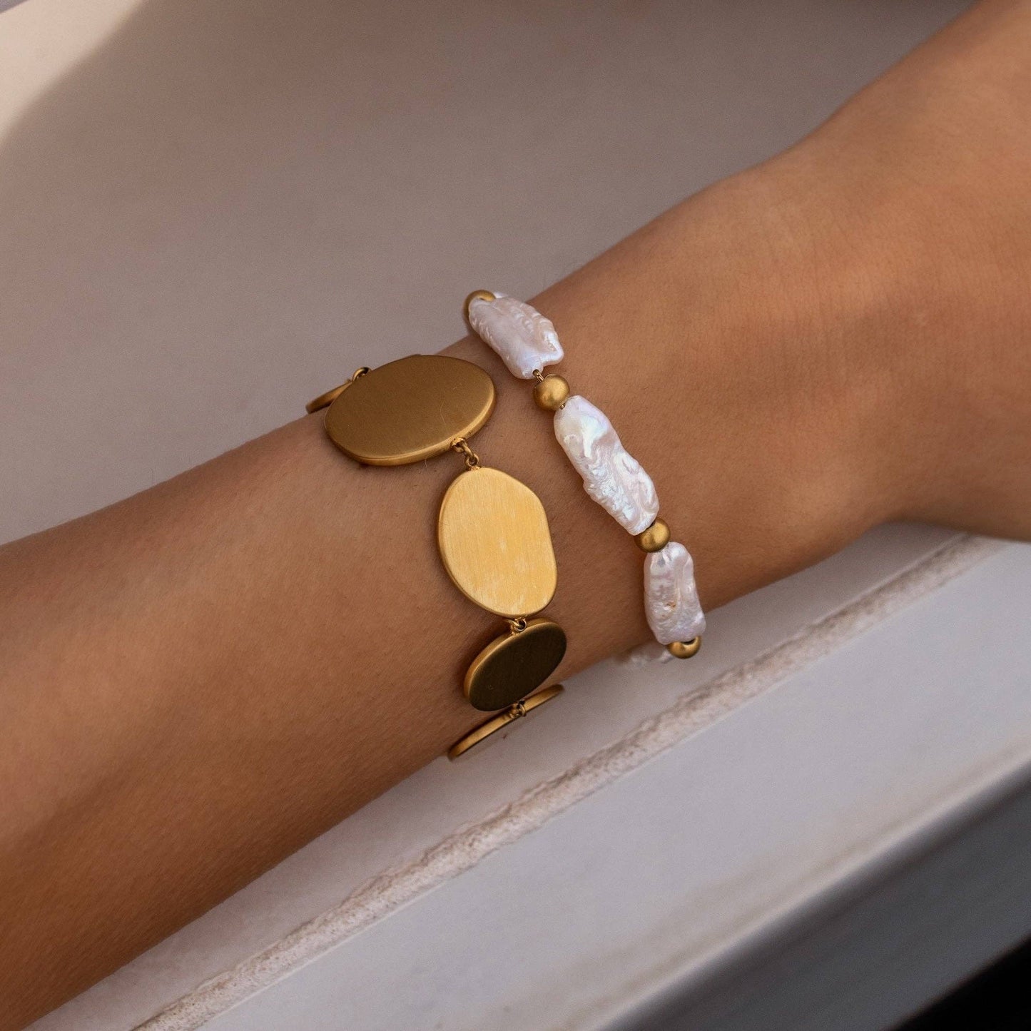 Oasis Bracelet: Gold / Pearl