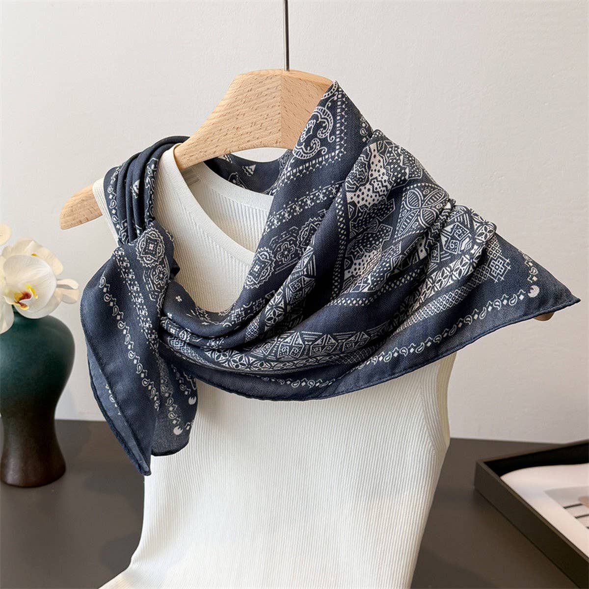 Vintage Paisley Herringbone Cotton Neck