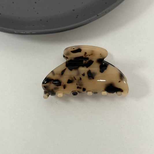 VERSATILE CANDY-COLORED HALF-TIED SHARK HAIR CLIP: LIGHTLEOPARD