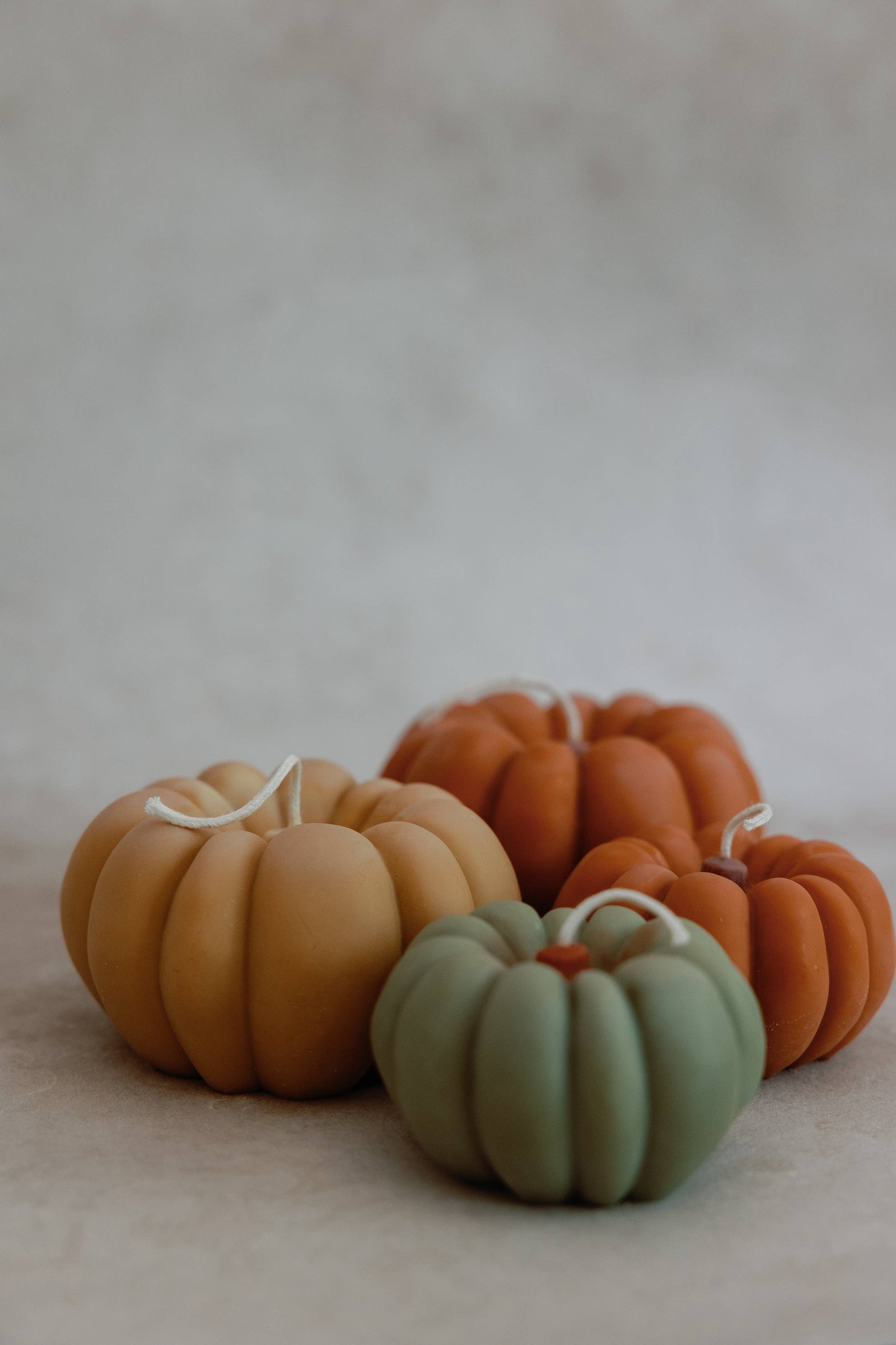 Fall Pumpkin candle, Halloween, Fall decor - small: Terracotta / Pumpkin Chai