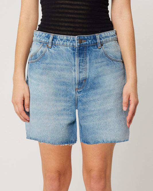 90s Relaxed Short