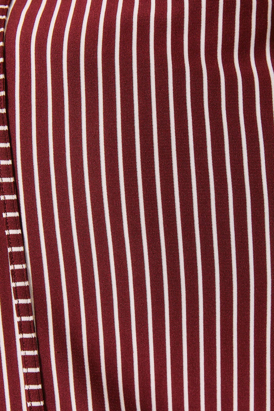 CREW NECK BIKINI STRIPE T-SHIRT