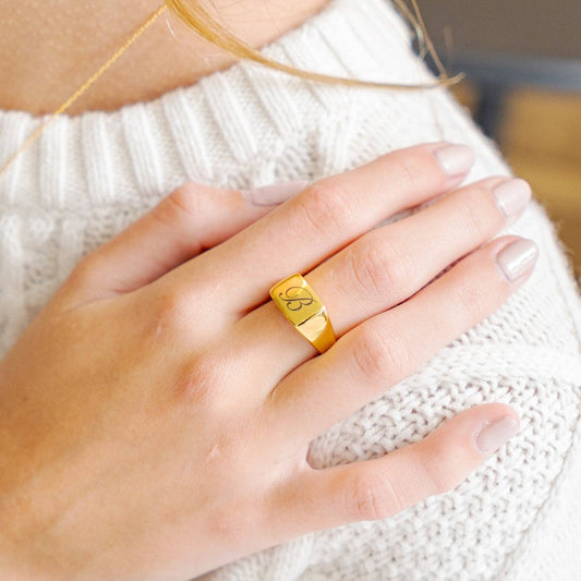 Signet Ring