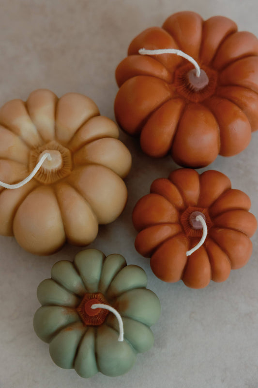 Fall Pumpkin candle, Halloween, Fall decor - small: Terracotta / Pumpkin Chai