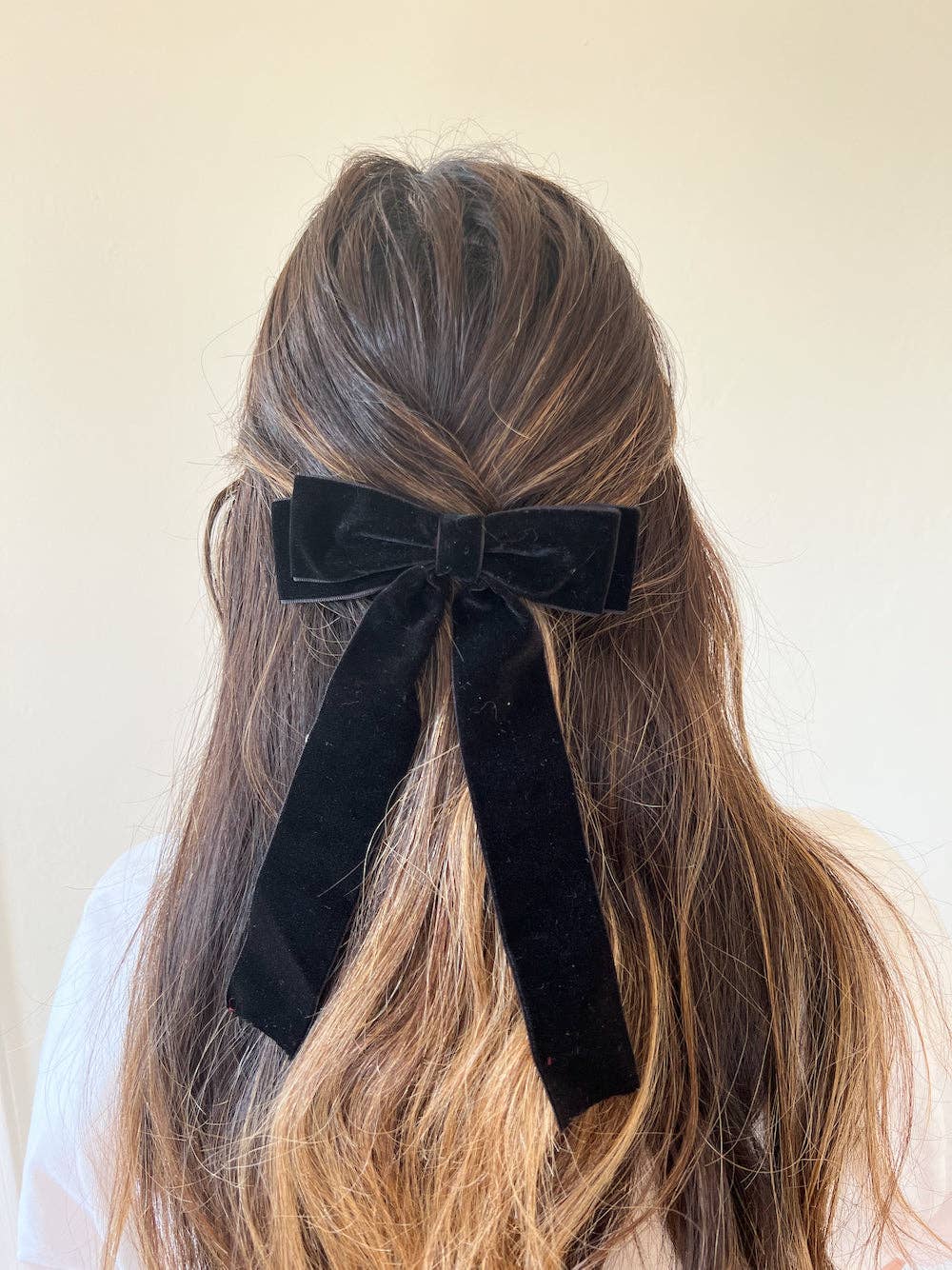 Classic Velvet Hair Bow Barrette: Red