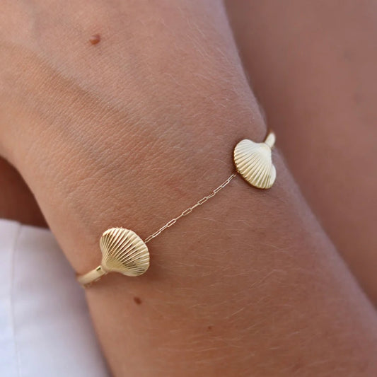 Margherita Adjustable Shell Cuff