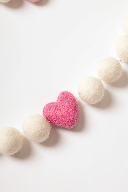 Pinks and Red Hearts Valentines Felt Garland