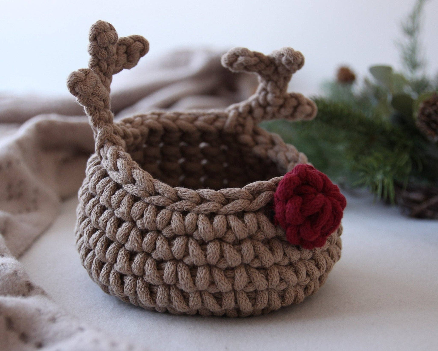 Hand crochet basket | DASHER | Christmas decor & gifts