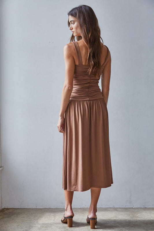 Lavinnea Shirred Maxi