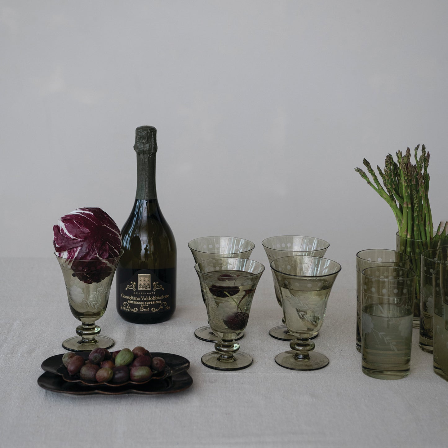 Floral Etched Wine Glass