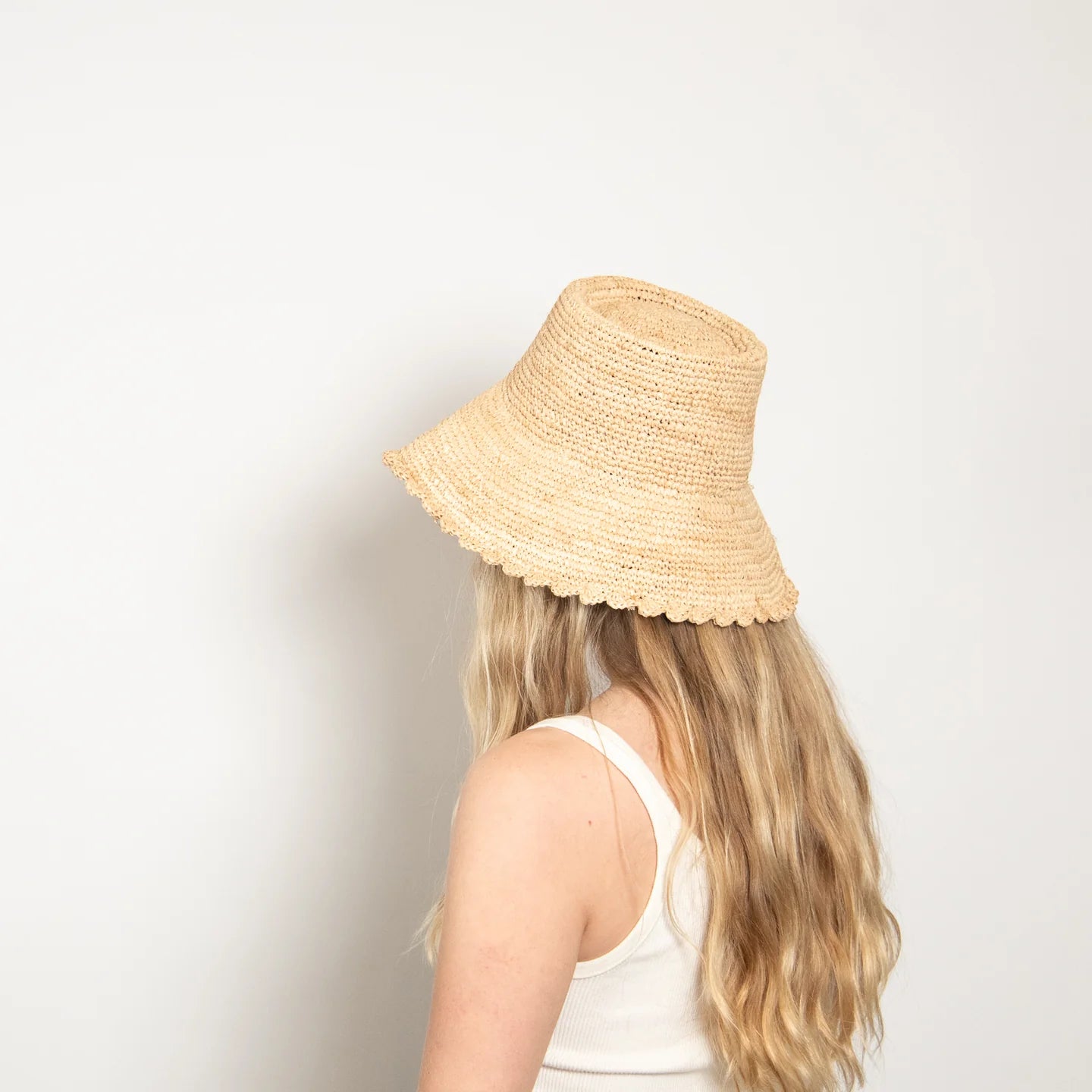 Lacey Raffia Bucket in Natural
