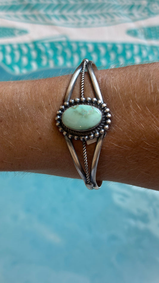 Lila Bracelet