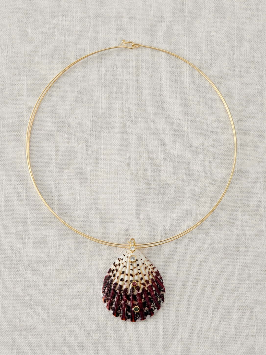 Montauk Collar