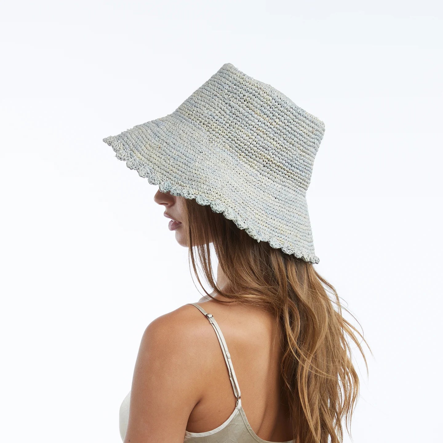 Lacey Raffia Bucket in Natural