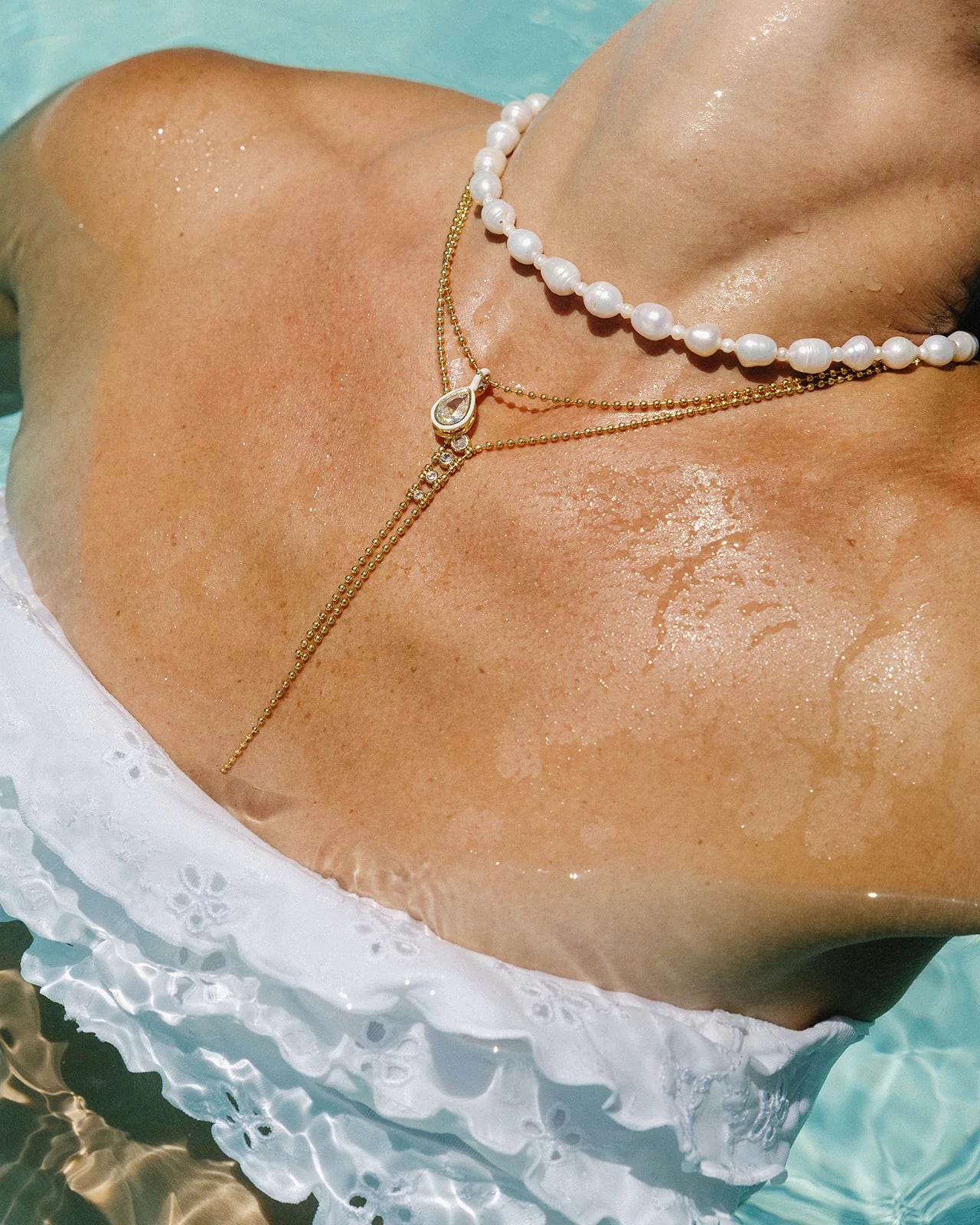 PEARLY CHOKER NECKLACE