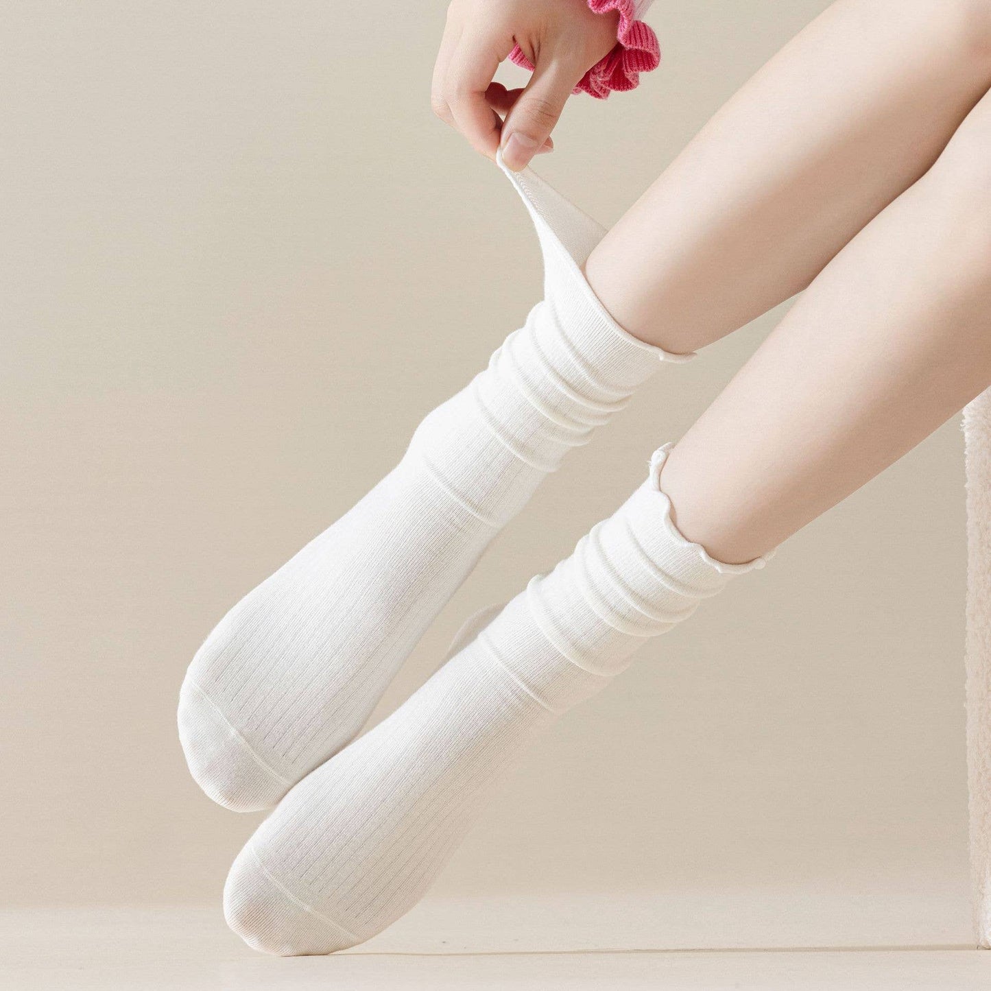 Vertical Stripes Thin Solid Ruffle Crew Socks: White