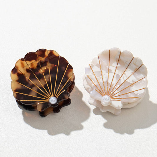 Pearl Vintage Snow Seashell Claw Clip: Assorted